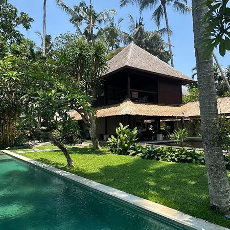 Villa Pantulan Bali Pagetan Exteriör bild