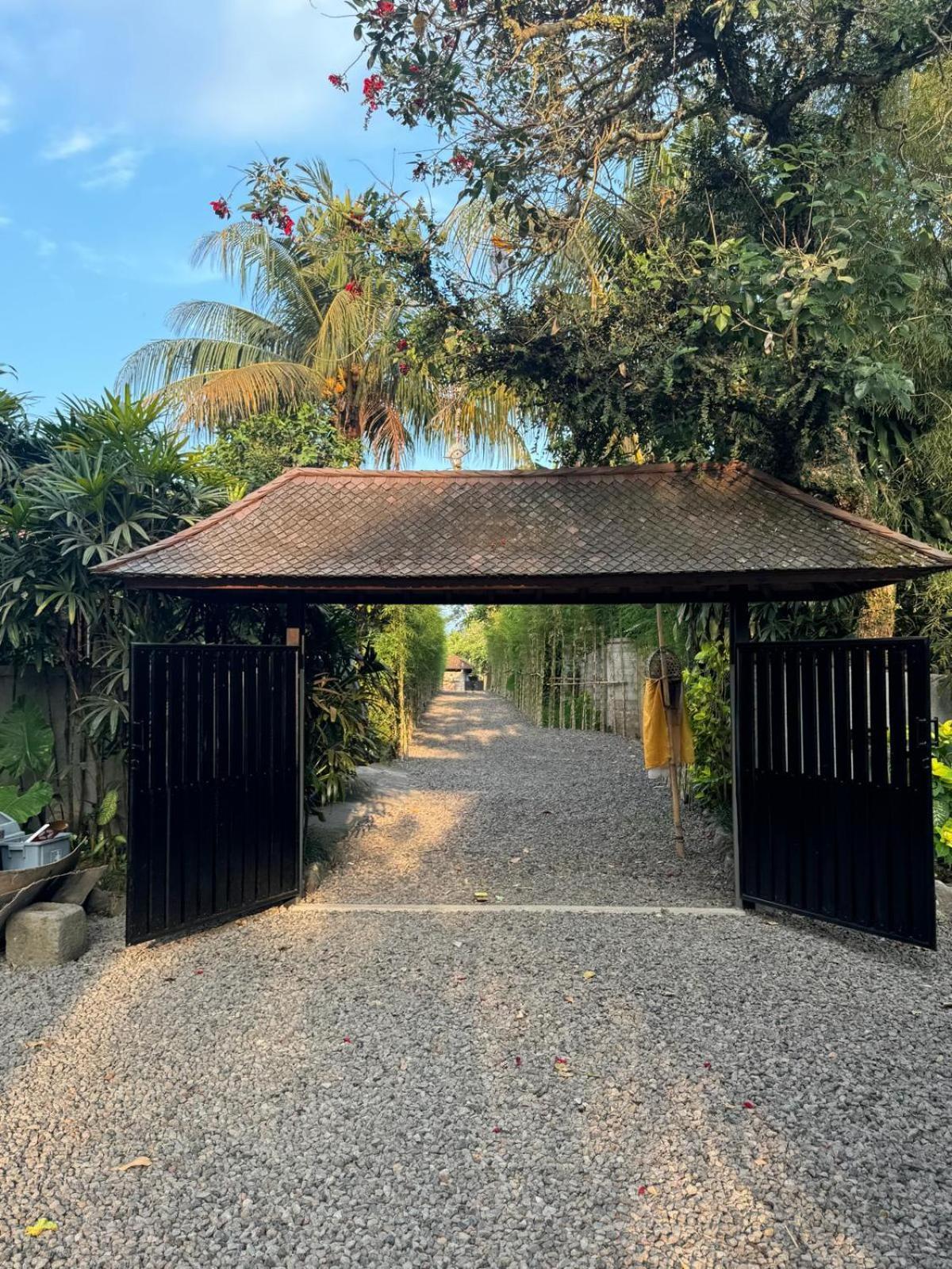 Villa Pantulan Bali Pagetan Exteriör bild